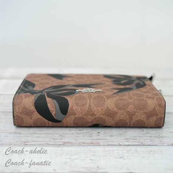 NWT Coach CY746 Slim Crossbody Bag In Signature Canvas With Bow Print - Picture 11 of 11